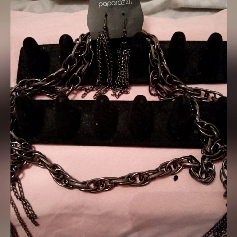 Paparazzi jewelry set brand-new